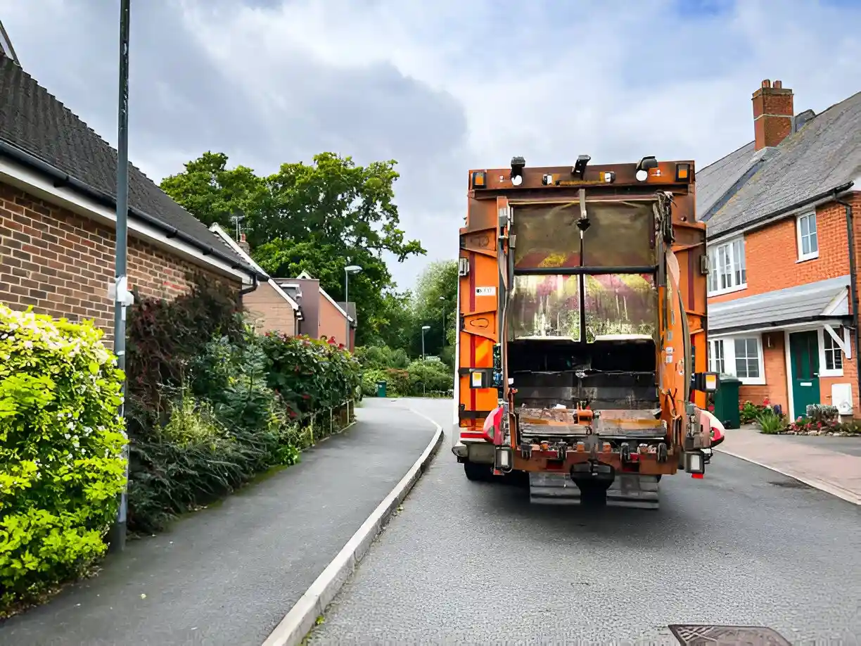 skip bin hire sunshine